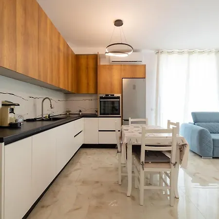 Lejlighed New - Garage - 500m From Promenade